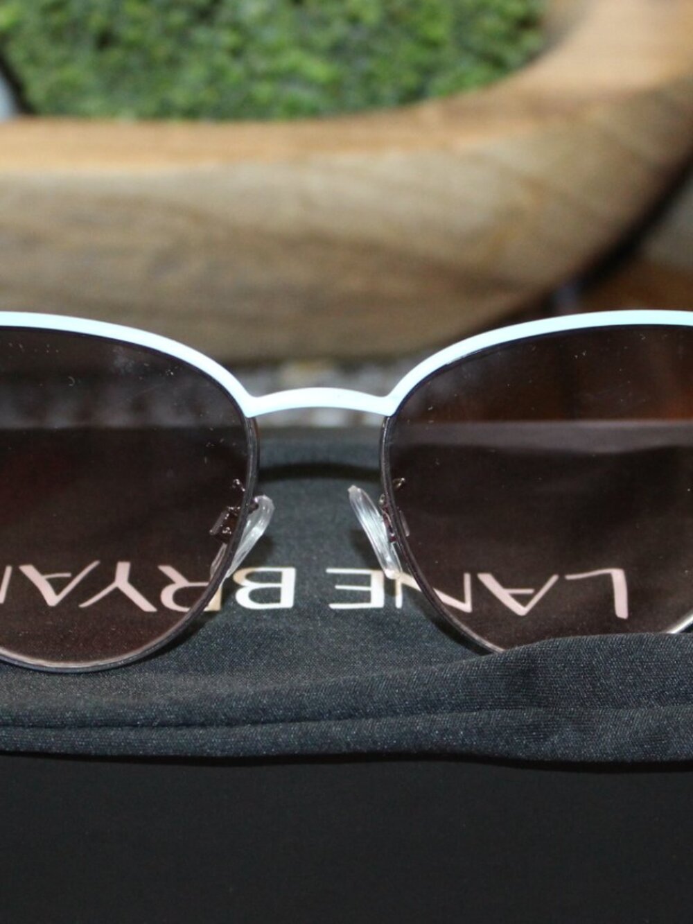 NWOT Lane Bryant Oversized cat eye sunglasses tiffany green, Nice! - Picture 3 of 5